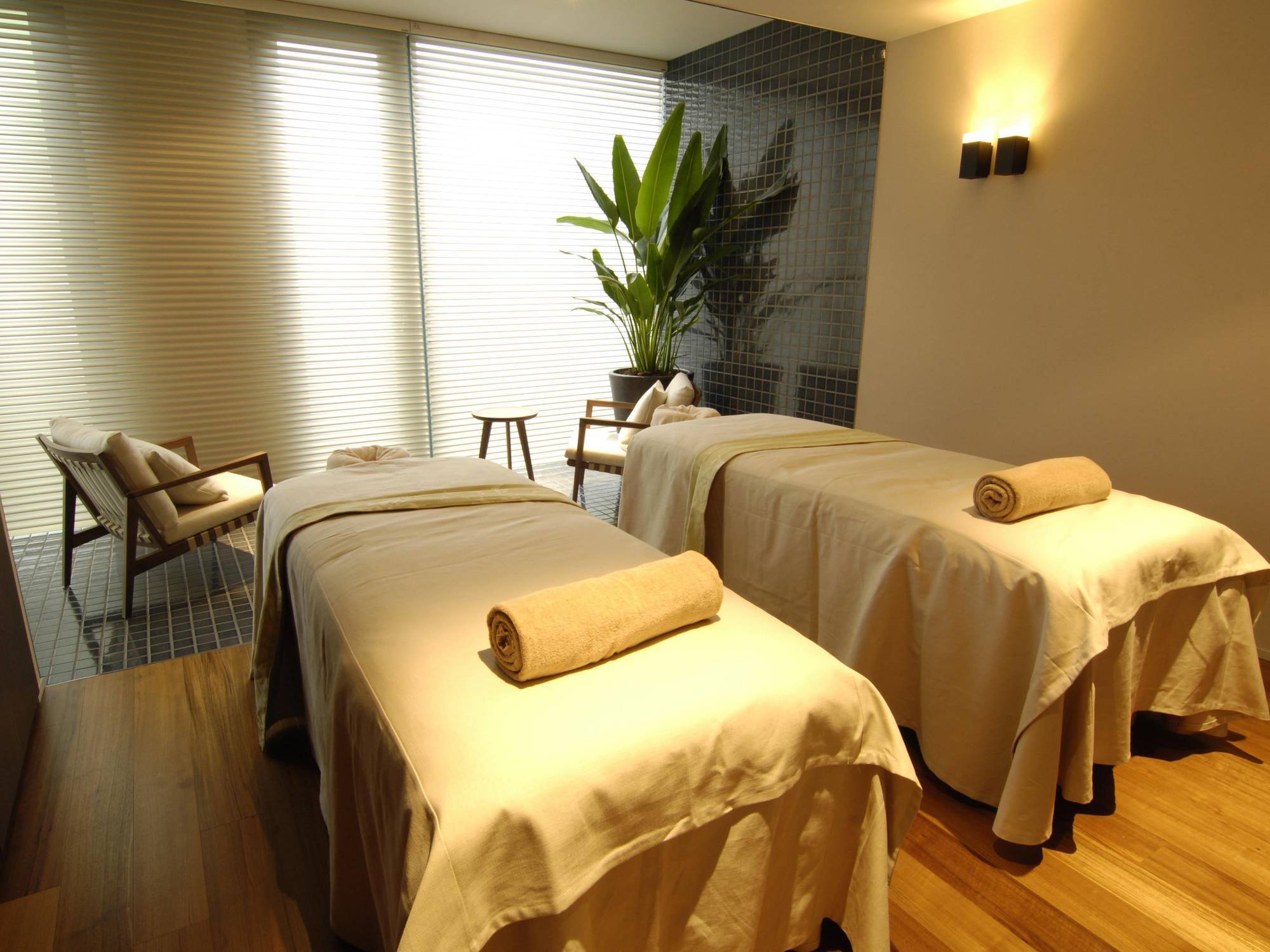 Royal Oak Hotel Spa & Gardens Otsu Eksteriør bilde