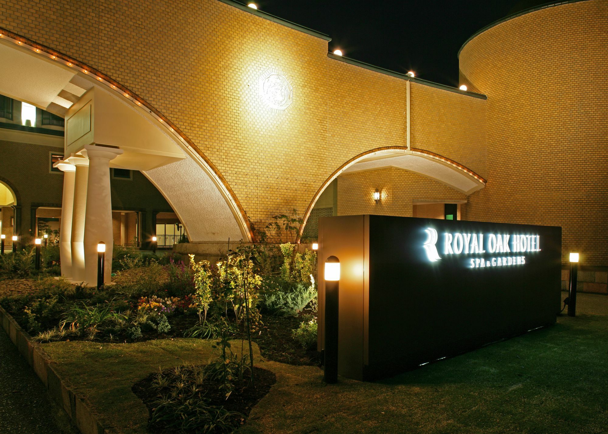 Royal Oak Hotel Spa & Gardens Otsu Eksteriør bilde